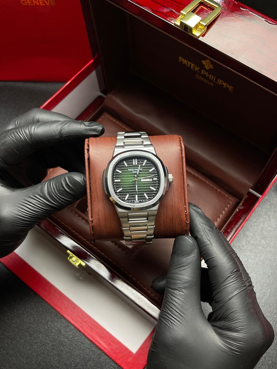Patek Phillipe Geneve | Master Quality | Date Working | Stainless steel | Silver Green