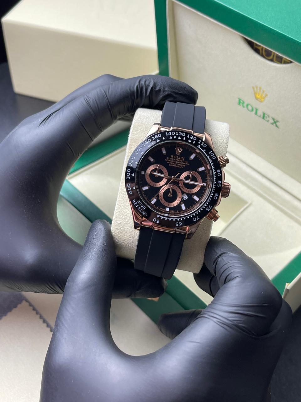 Rolex Daytona Strap Black Bezel Rose Gold Dial
